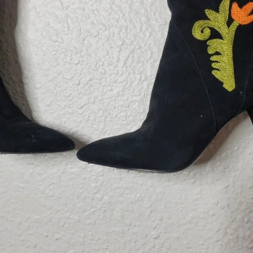 Alice + Olivia Corin Embroidered Suede Tall Heeled Boots Black Womens Size 5 - Picture 4 of 11
